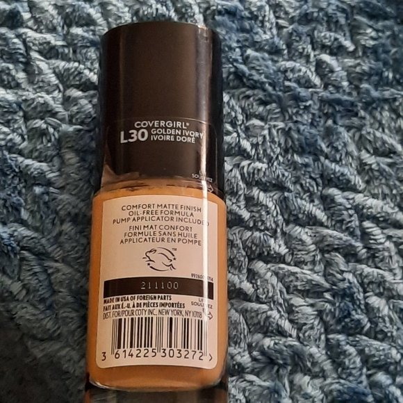 Covergirl TruBlend Matte Made Liquid Foundation - L30 - Picture 3 of 3